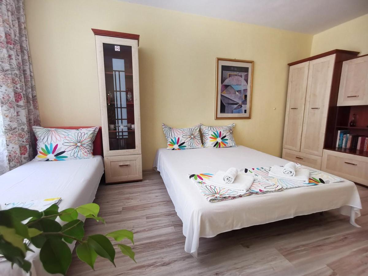 Амбър Апартамент И Стая За Гости Sozopol Buitenkant foto
