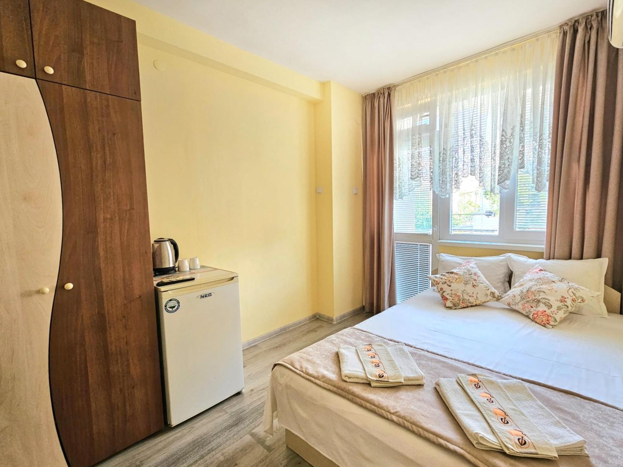 Амбър Апартамент И Стая За Гости Sozopol Buitenkant foto